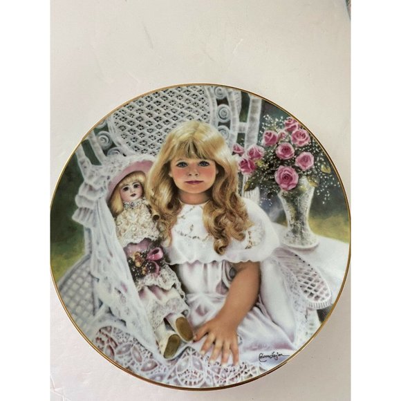 Edwin M. Knowles‎ "Anna" Holding a Doll 1989 Collectible Plate by Corinne Layton - Picture 1 of 10